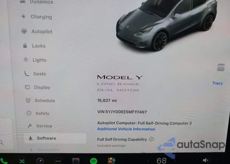 2021 Tesla Model Y z USA, uszkodzony, nr VIN 5YJYGDEE5MF111497